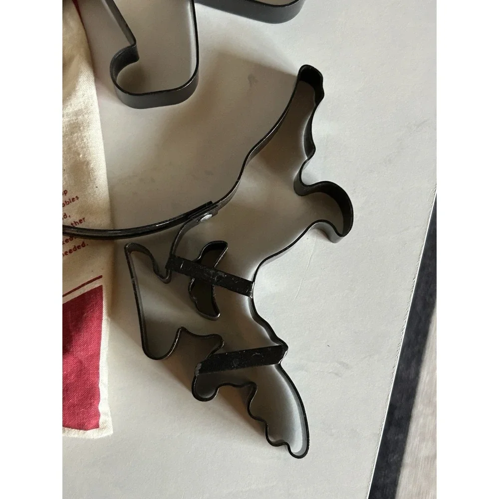 Vintage 2005 3 WILLIAMS SANOMA NORTH POLE PANCAKE MOLDS REINDEER GINGERBREAD